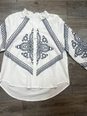 CAMISA BLANCA BORDADA /AZUL 100% algodón