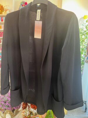 CHAQUETA BASIC negra