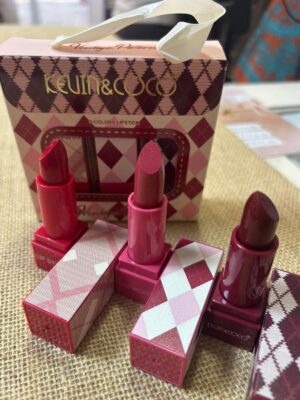 Cajita de tres barras de labios KEVIN&COCO