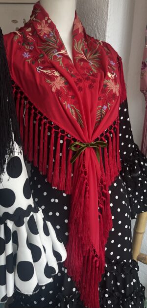 MANTONCILLO Cantillana Mod. Amazonia rojo fresa